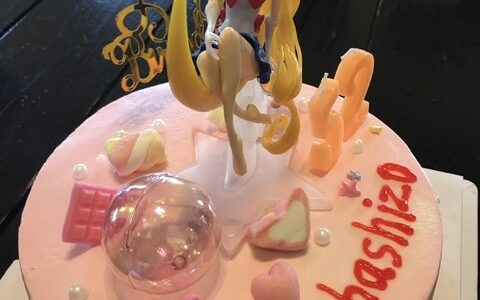 パラオのケーキ知ってますか？今日はボスのお誕生日♪