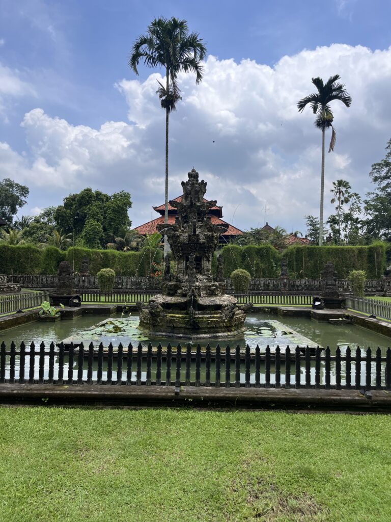 タマンアユン寺院